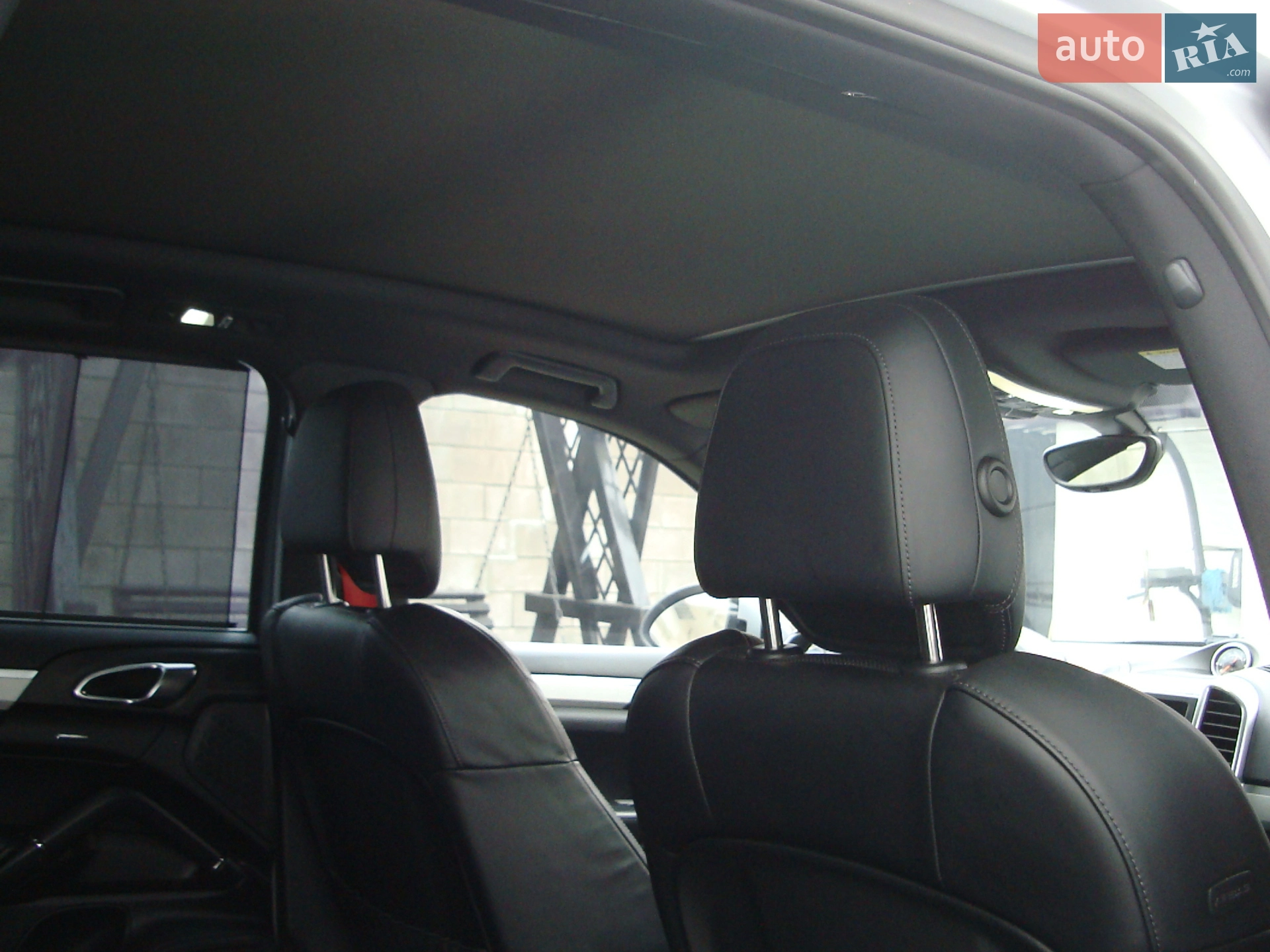 2014 Porsche Cayenne - мініатюра 43