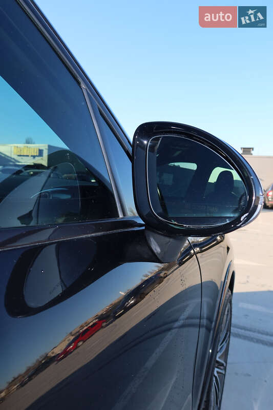 Внедорожник / Кроссовер Porsche Cayenne 2015 в Киеве