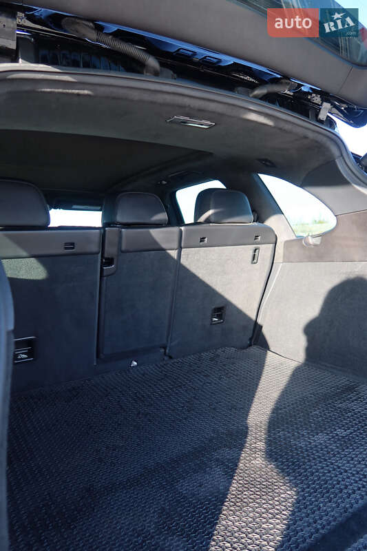 Внедорожник / Кроссовер Porsche Cayenne 2015 в Киеве