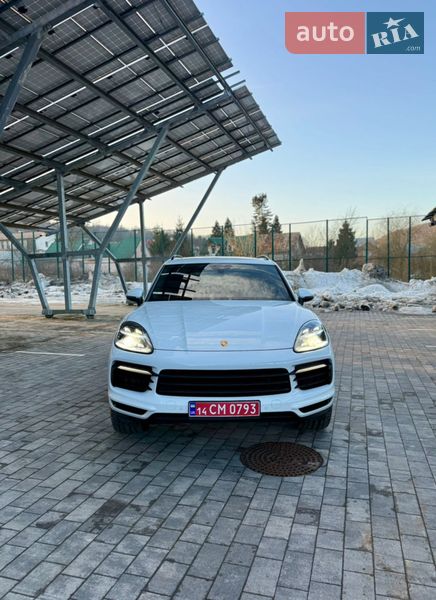 Внедорожник / Кроссовер Porsche Cayenne 2021 в Львове