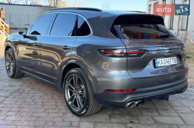 Внедорожник / Кроссовер Porsche Cayenne 2020 в Киеве