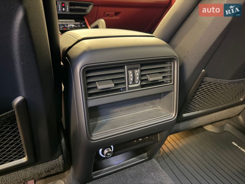 Внедорожник / Кроссовер Porsche Cayenne 2023 в Киеве