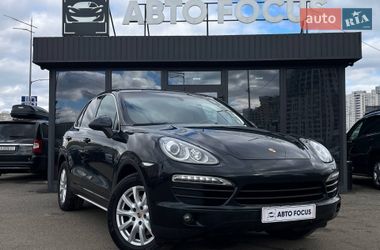 Позашляховик / Кросовер Porsche Cayenne 2013 в Києві