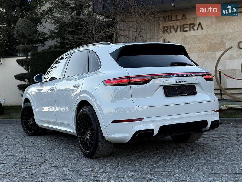 Внедорожник / Кроссовер Porsche Cayenne 2018 в Львове