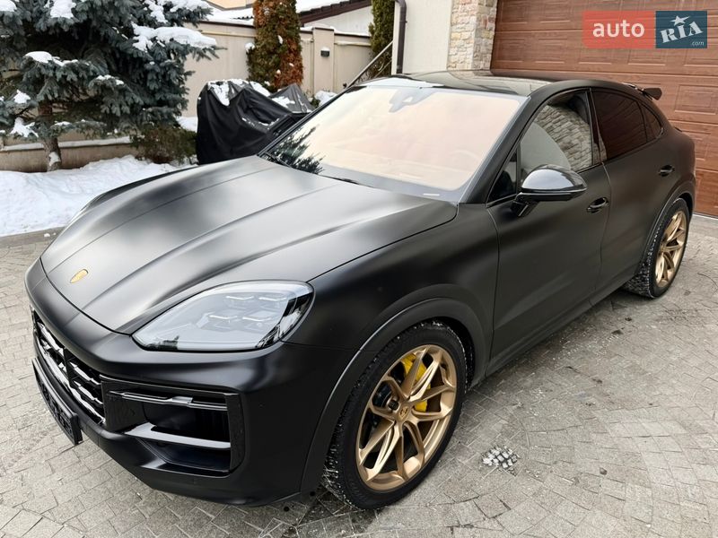Внедорожник / Кроссовер Porsche Cayenne 2024 в Киеве