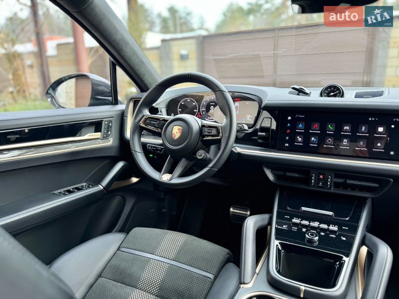 Внедорожник / Кроссовер Porsche Cayenne 2024 в Киеве