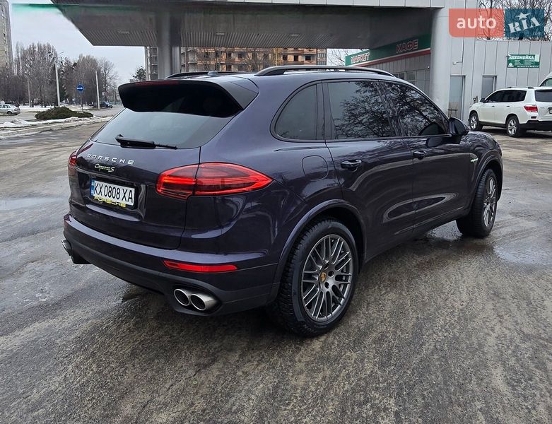 Внедорожник / Кроссовер Porsche Cayenne 2017 в Харькове