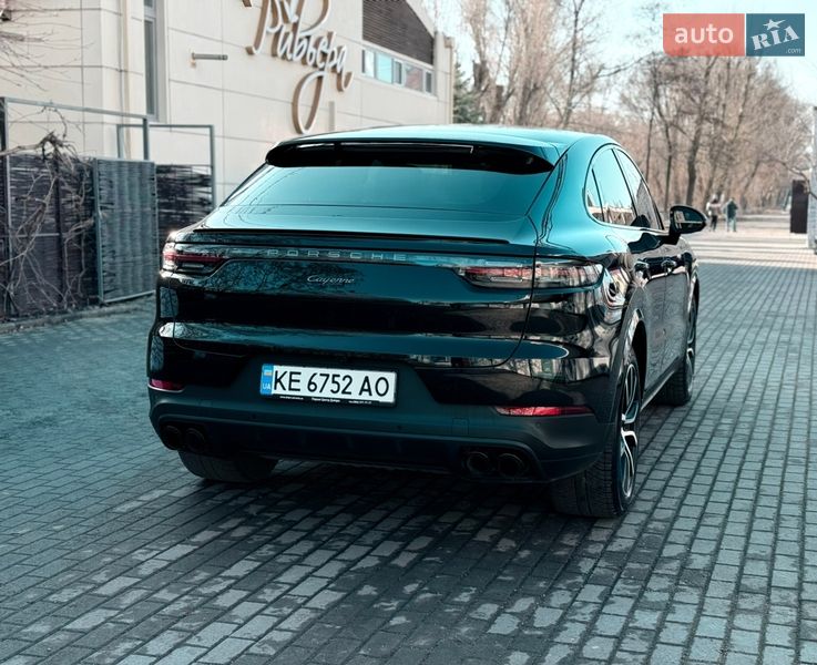 Позашляховик / Кросовер Porsche Cayenne 2022 в Дніпрі
