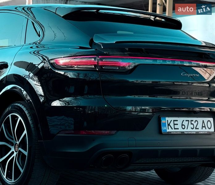 Позашляховик / Кросовер Porsche Cayenne 2022 в Дніпрі