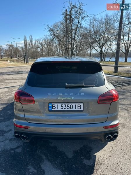 Позашляховик / Кросовер Porsche Cayenne 2015 в Кременчуці