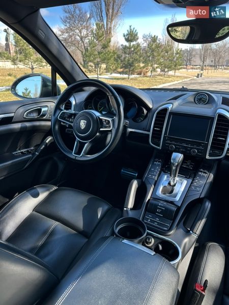 Позашляховик / Кросовер Porsche Cayenne 2015 в Кременчуці