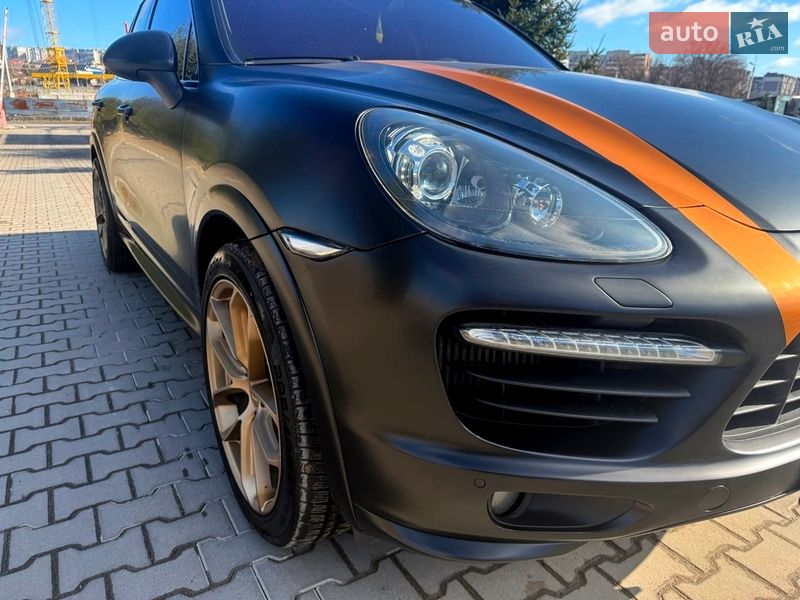 Внедорожник / Кроссовер Porsche Cayenne 2010 в Хмельницком