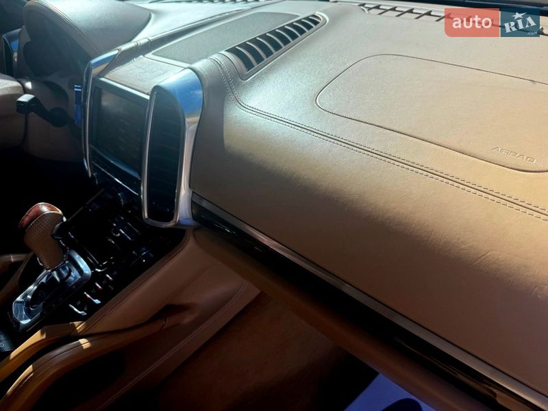 Внедорожник / Кроссовер Porsche Cayenne 2010 в Хмельницком