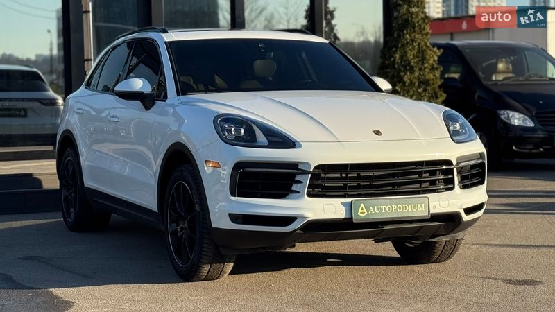Внедорожник / Кроссовер Porsche Cayenne 2018 в Киеве