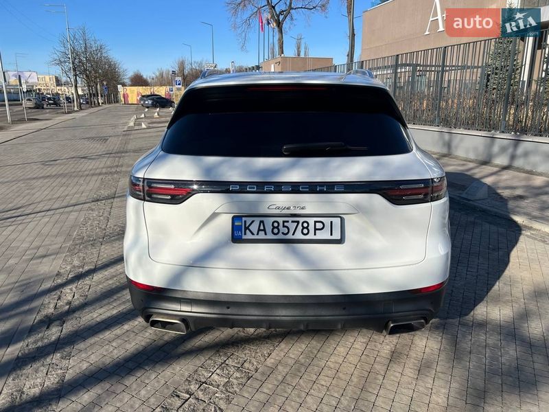 Позашляховик / Кросовер Porsche Cayenne 2019 в Києві