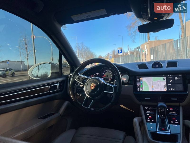 Позашляховик / Кросовер Porsche Cayenne 2019 в Києві