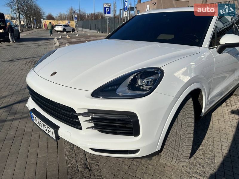 Позашляховик / Кросовер Porsche Cayenne 2019 в Києві