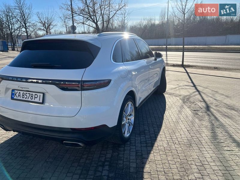 Позашляховик / Кросовер Porsche Cayenne 2019 в Києві