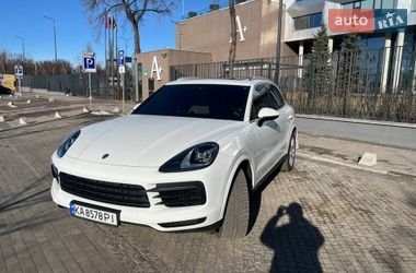 Внедорожник / Кроссовер Porsche Cayenne 2019 в Киеве
