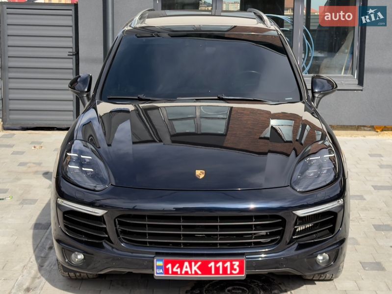Внедорожник / Кроссовер Porsche Cayenne 2016 в Тернополе