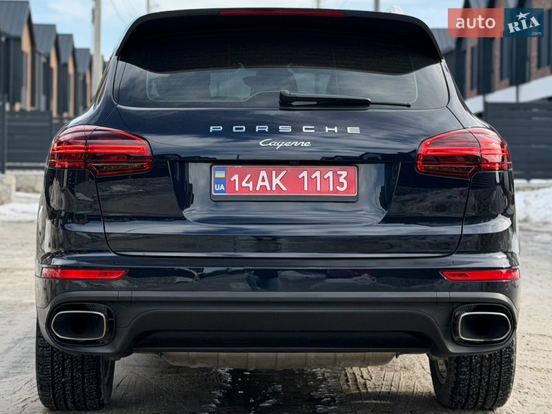 Внедорожник / Кроссовер Porsche Cayenne 2016 в Тернополе