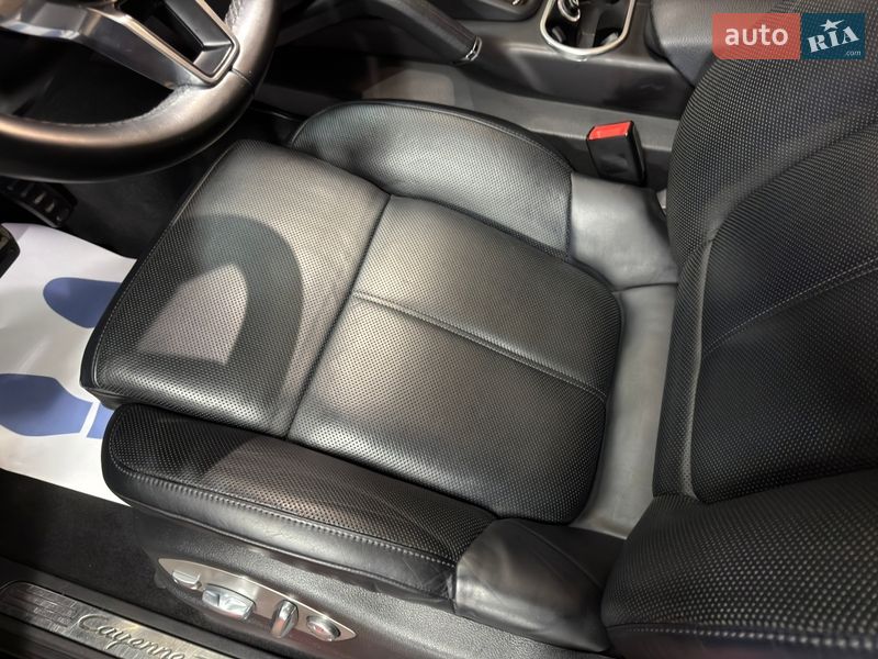 Внедорожник / Кроссовер Porsche Cayenne 2016 в Тернополе