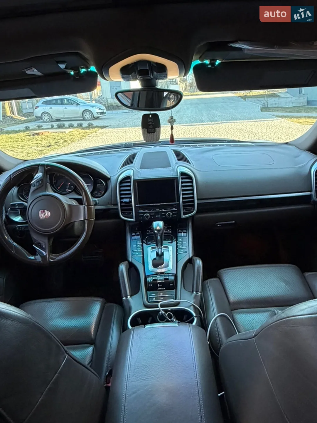 2010 Porsche Cayenne - мініатюра 32