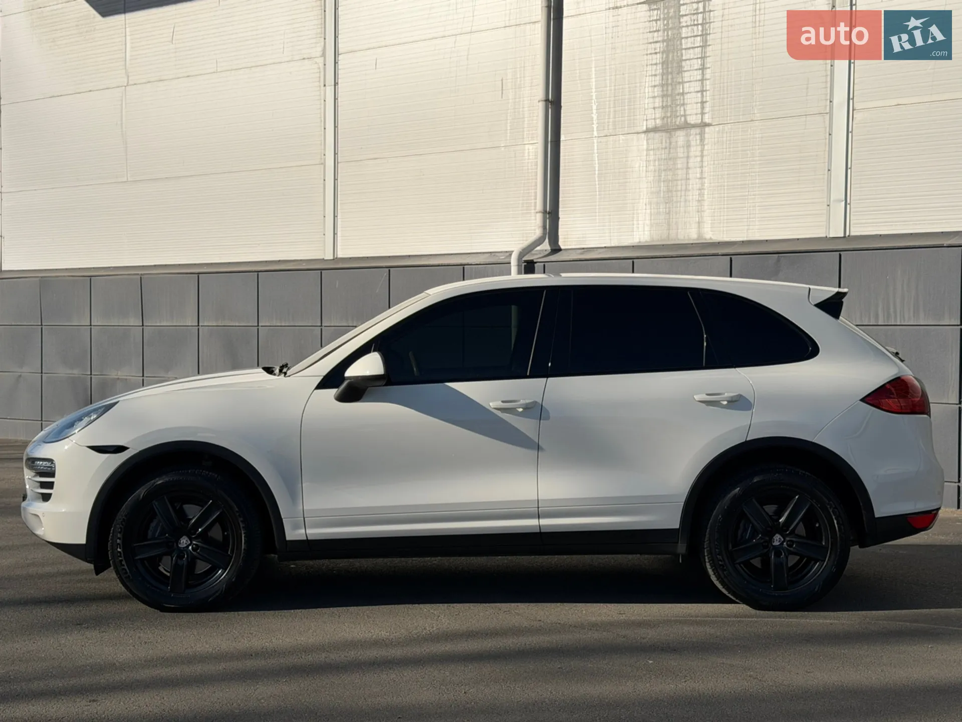 2010 Porsche Cayenne - мініатюра 9