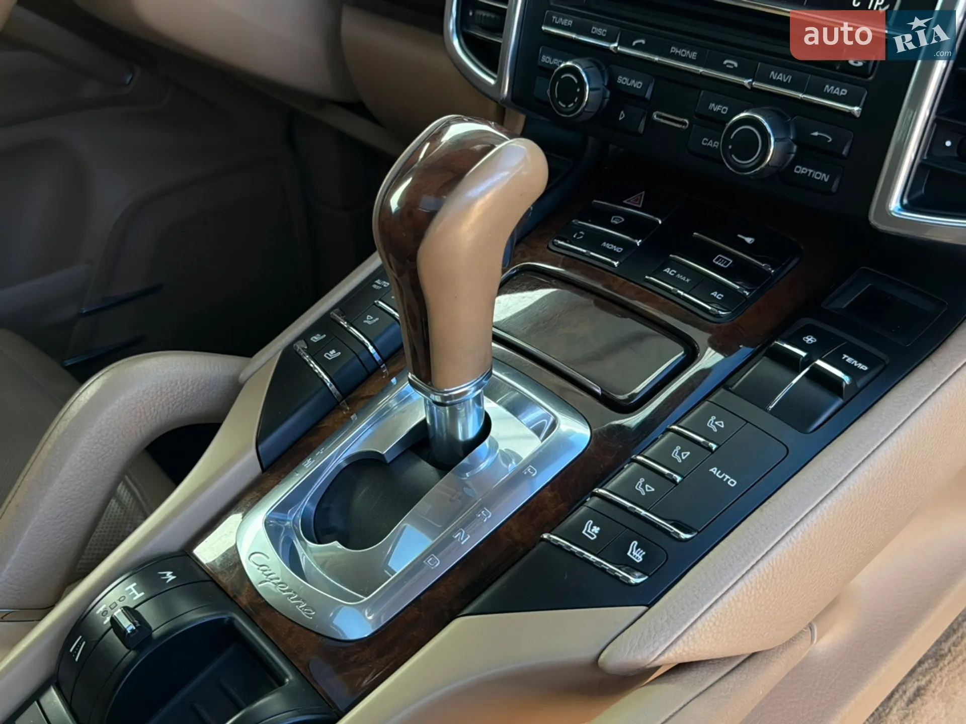 2010 Porsche Cayenne - мініатюра 55