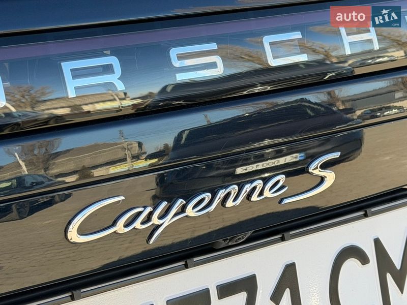 Внедорожник / Кроссовер Porsche Cayenne 2018 в Киеве