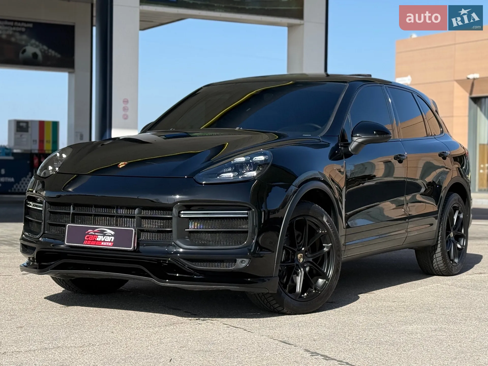 2016 Porsche Cayenne - мініатюра 3