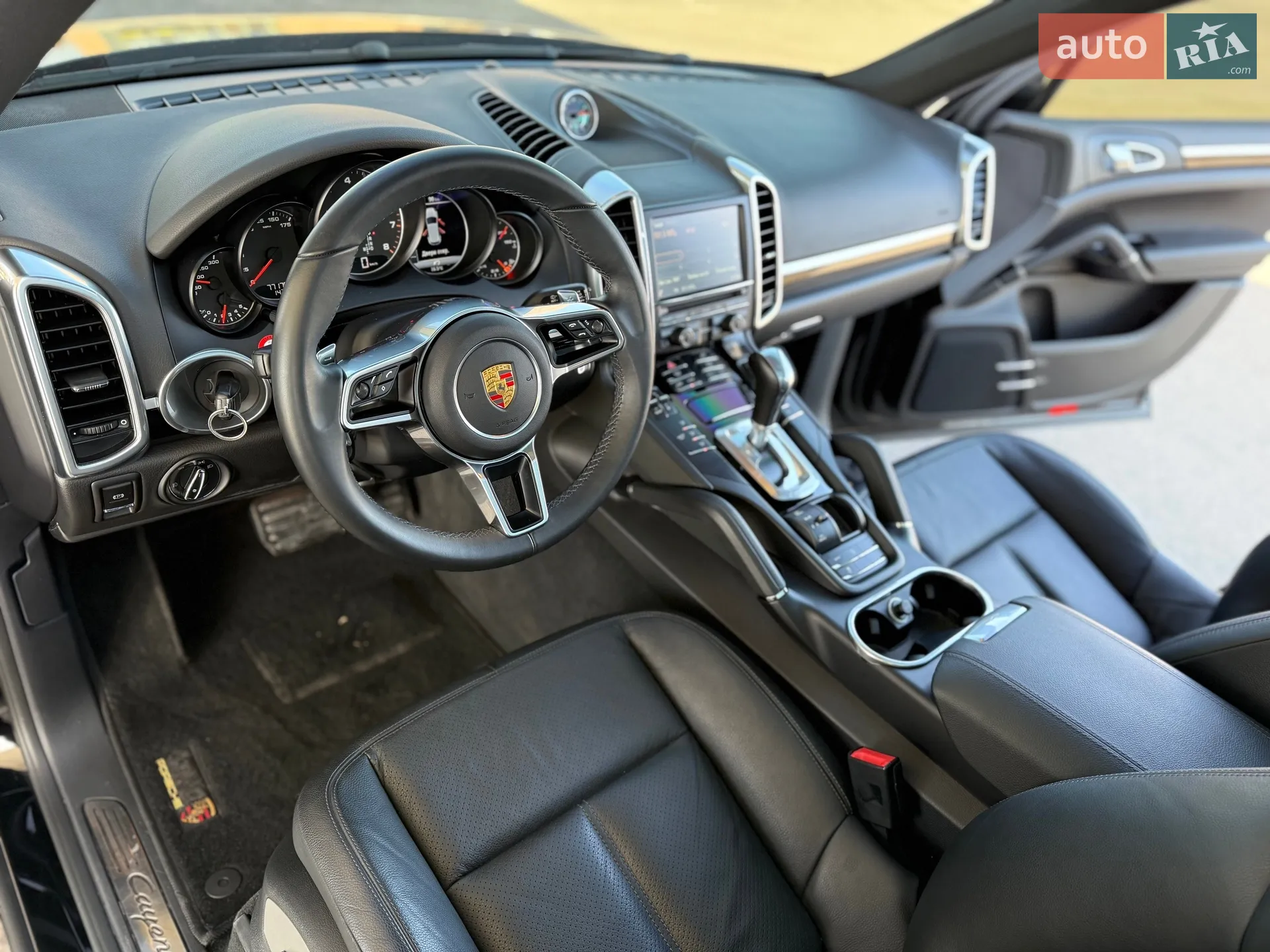 2016 Porsche Cayenne - мініатюра 20