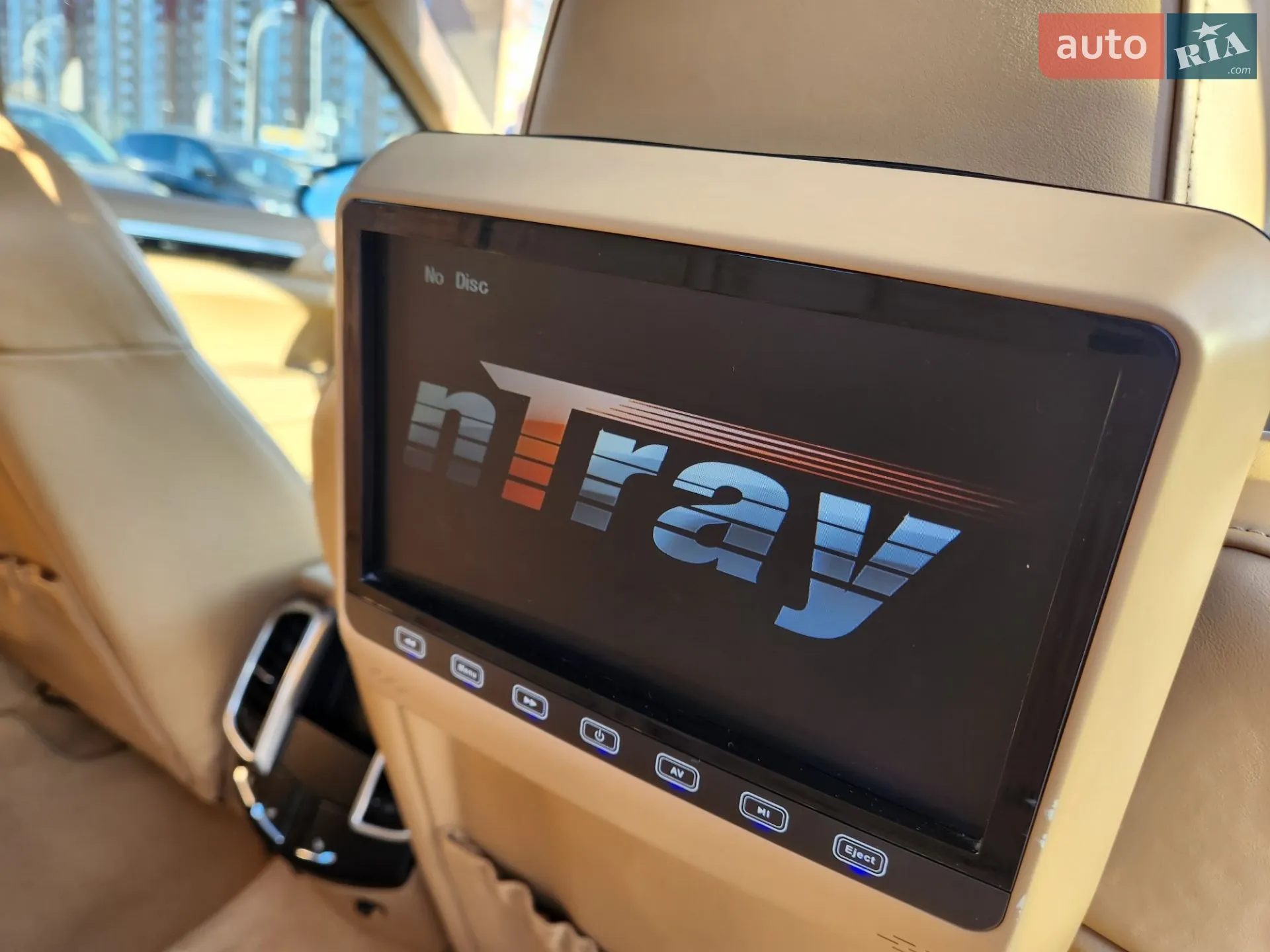 2012 Porsche Cayenne - мініатюра 39