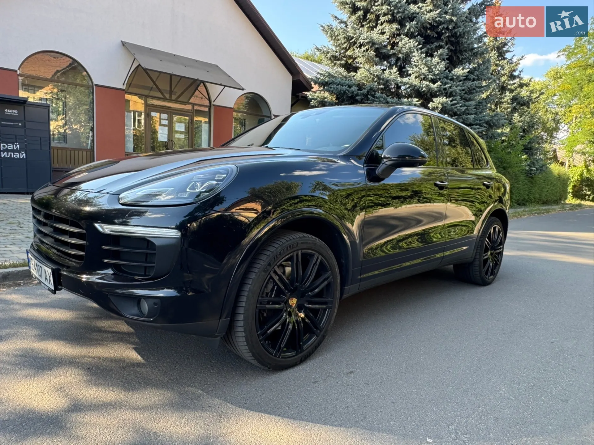 2016 Porsche Cayenne - мініатюра 16