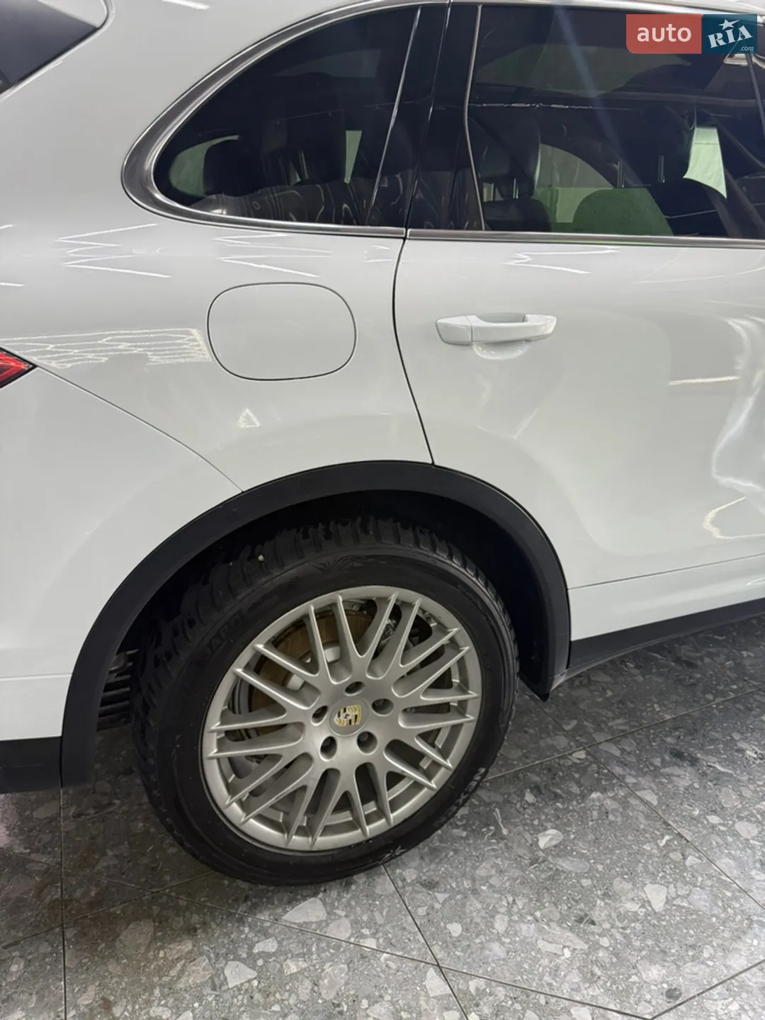 2015 Porsche Cayenne - мініатюра 8