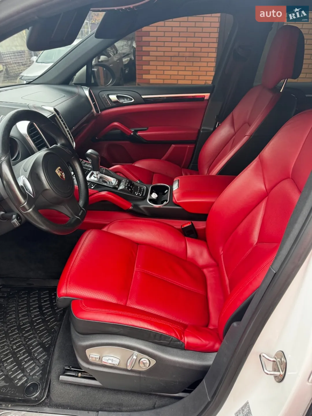 2013 Porsche Cayenne - мініатюра 25