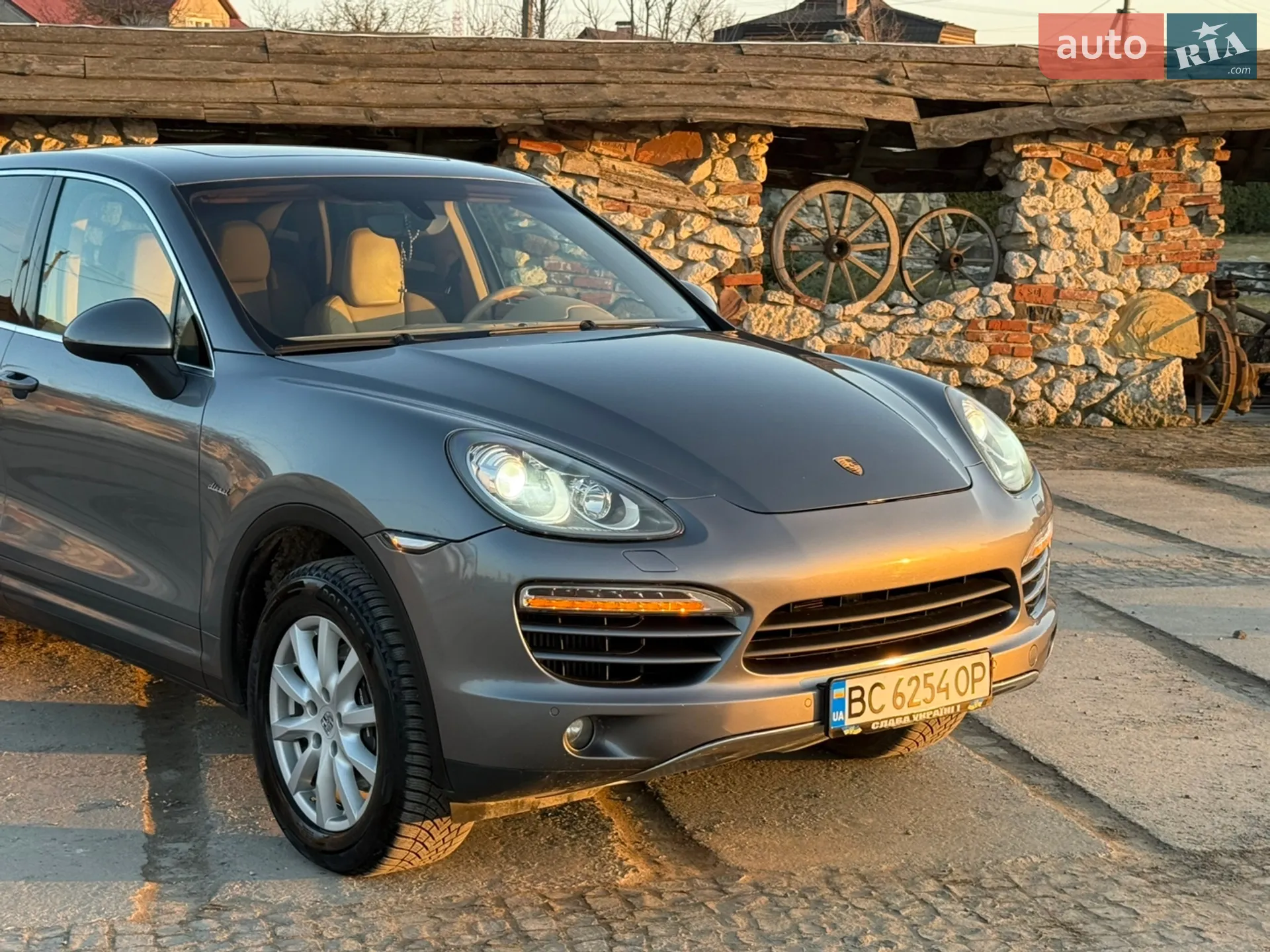2010 Porsche Cayenne - мініатюра 12