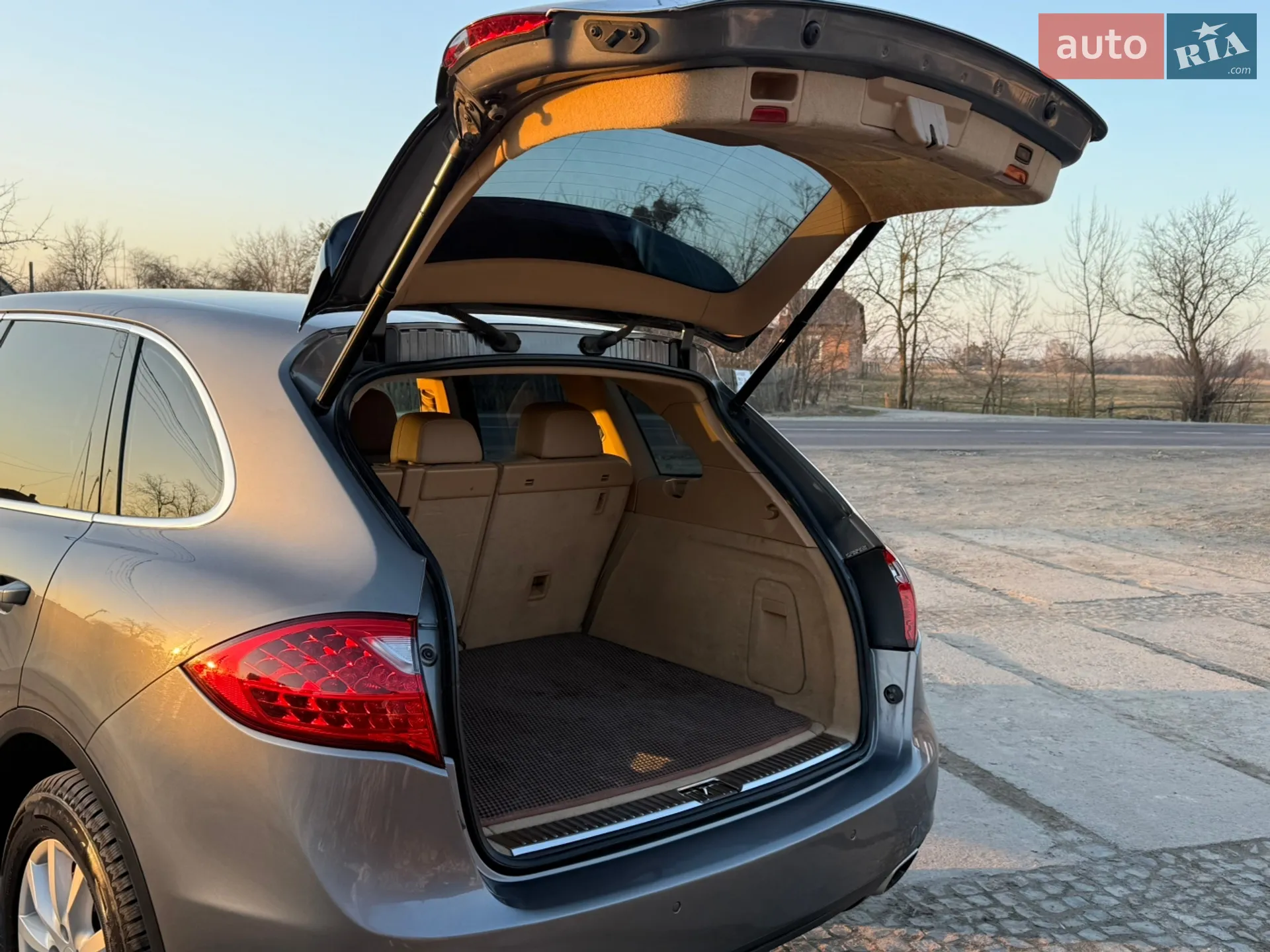 2010 Porsche Cayenne - мініатюра 51