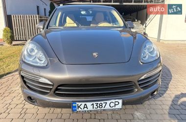 Внедорожник / Кроссовер Porsche Cayenne 2014 в Киеве