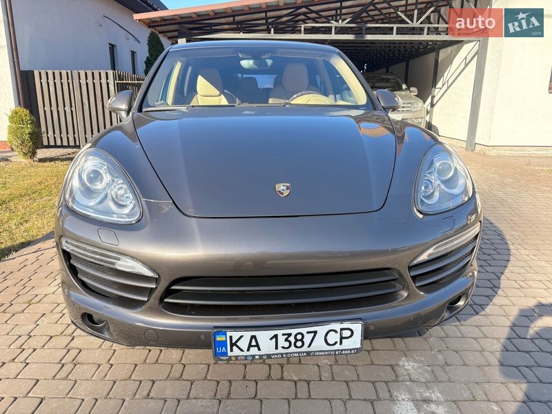 Porsche Cayenne 2014