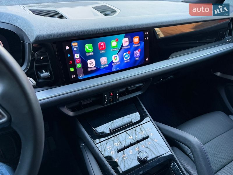 Внедорожник / Кроссовер Porsche Cayenne 2023 в Киеве