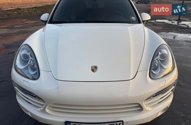 Позашляховик / Кросовер Porsche Cayenne 2011 в Прилуках
