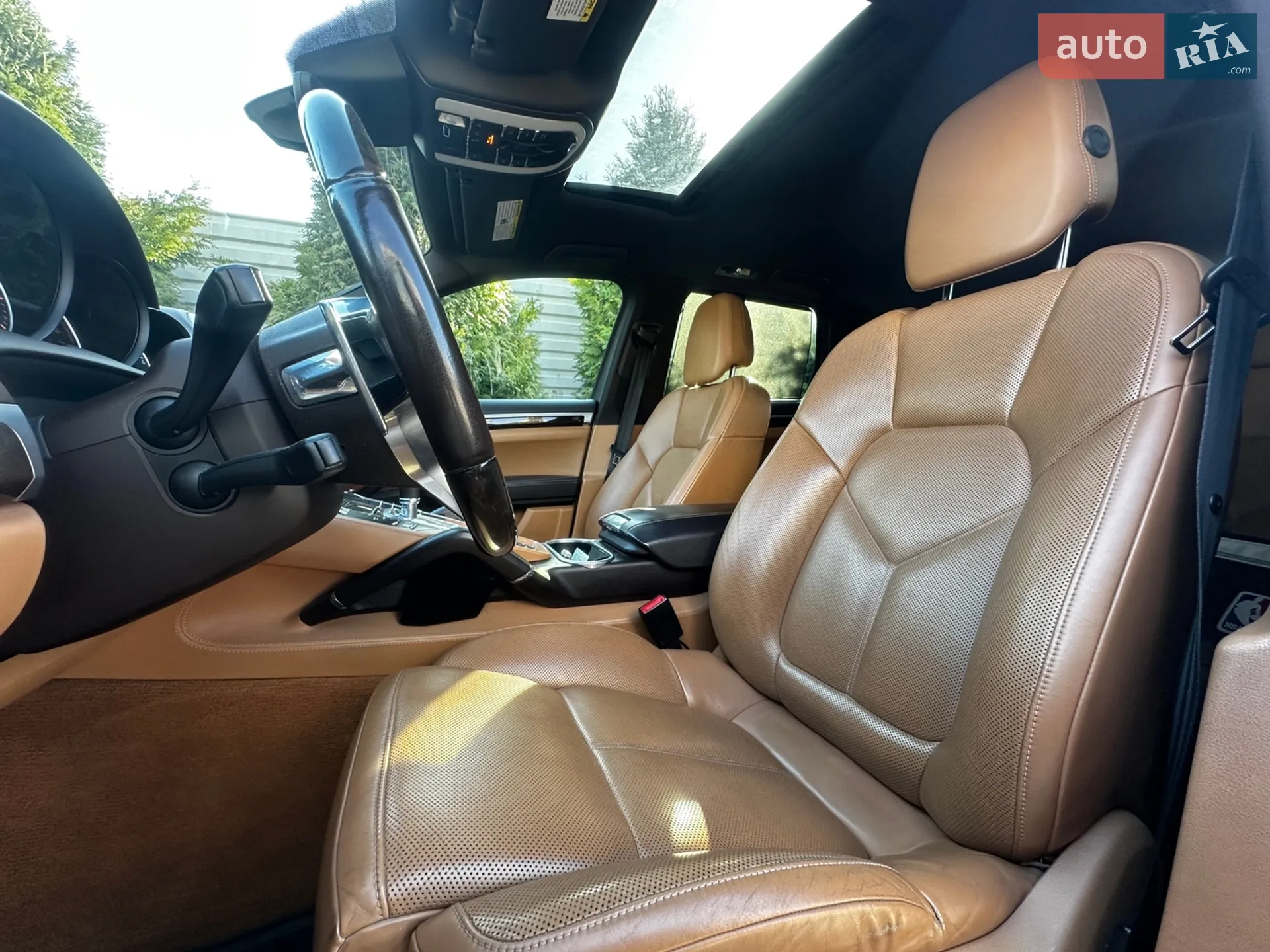 2016 Porsche Cayenne - мініатюра 23