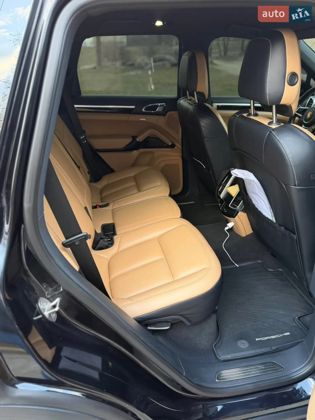 2015 Porsche Cayenne - мініатюра 12