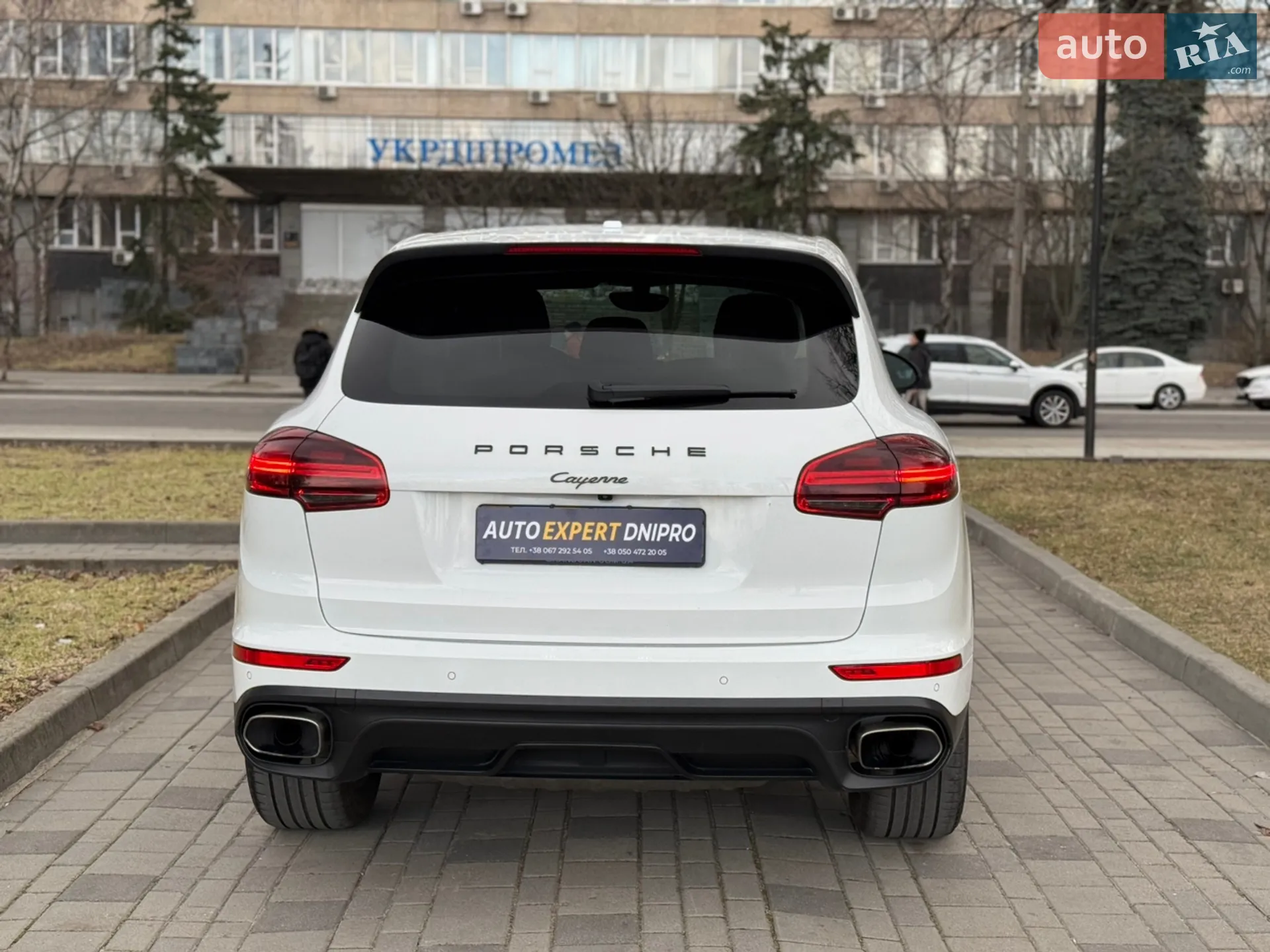 2017 Porsche Cayenne - мініатюра 13