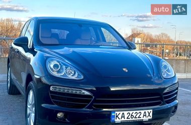 Внедорожник / Кроссовер Porsche Cayenne 2013 в Киеве