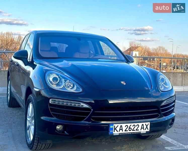 Внедорожник / Кроссовер Porsche Cayenne 2013 в Киеве