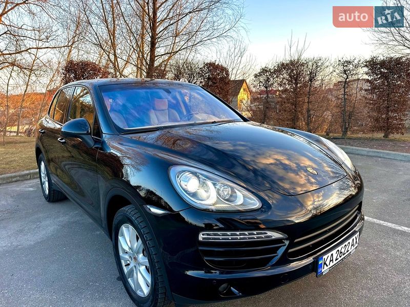 Внедорожник / Кроссовер Porsche Cayenne 2013 в Киеве