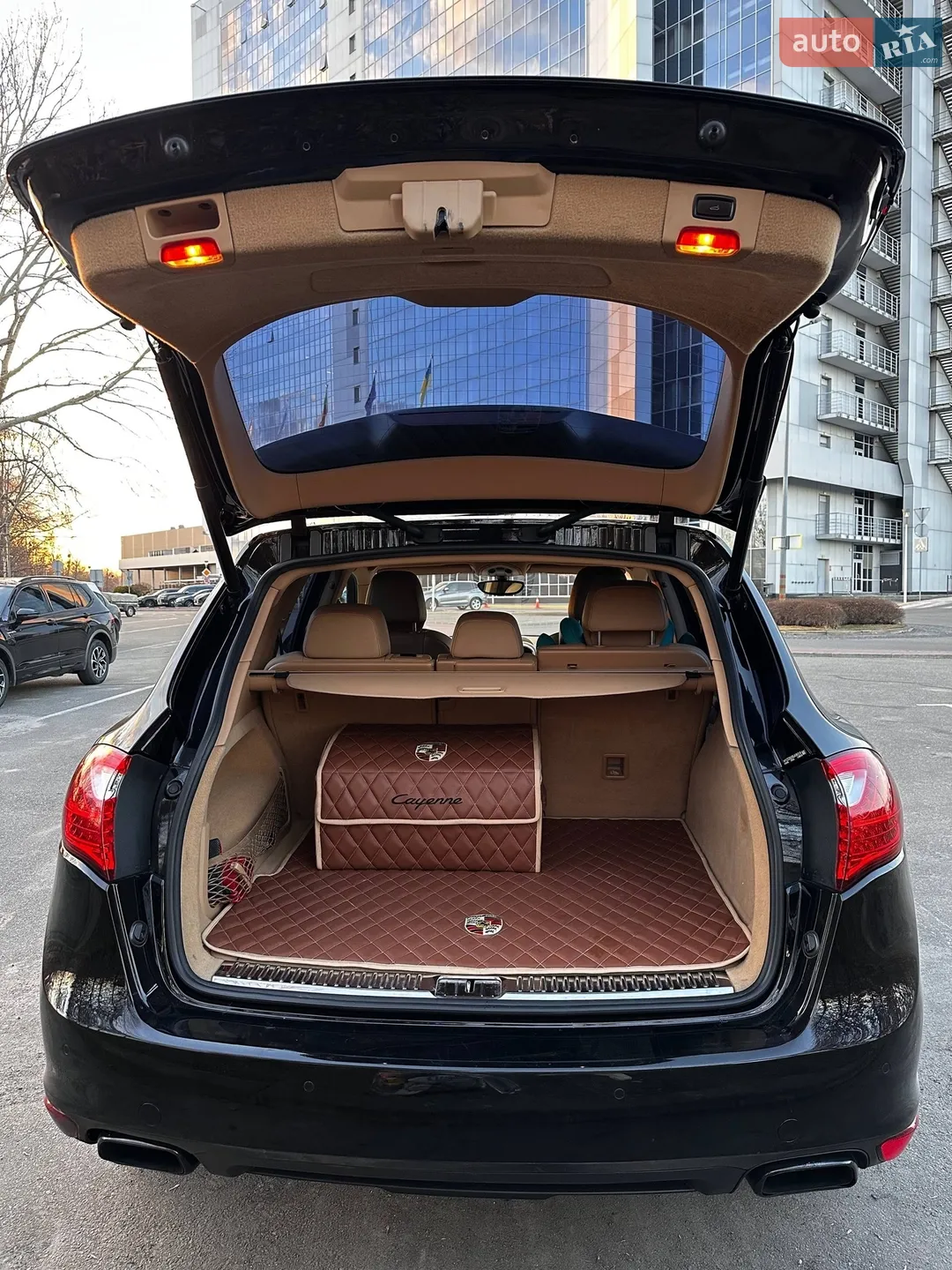 2013 Porsche Cayenne - мініатюра 17