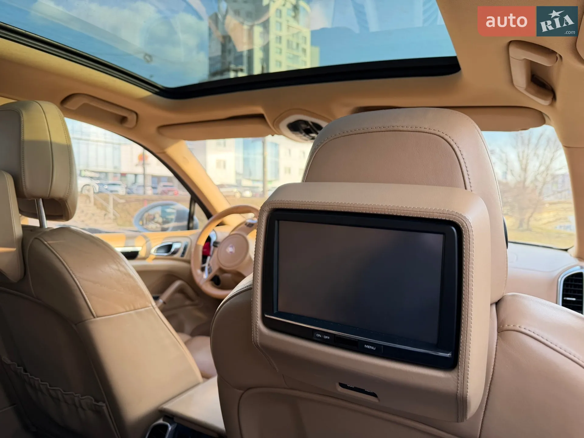 2011 Porsche Cayenne - мініатюра 10